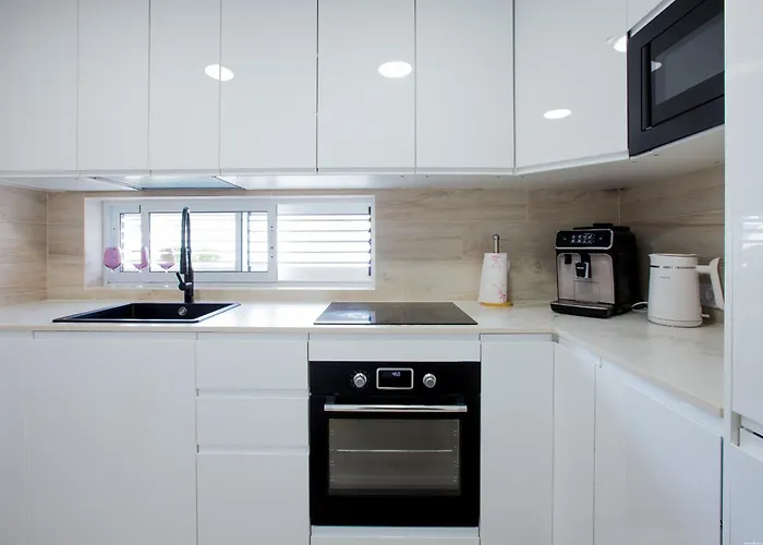 Modern Family Townhouse Costa Adeje (Tenerife)